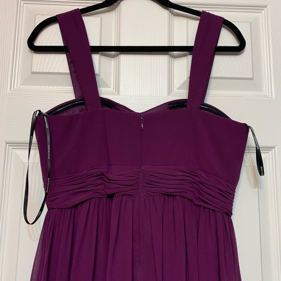 NWT Donna Morgan grape full length dress size 8 - Picture 3 of 5